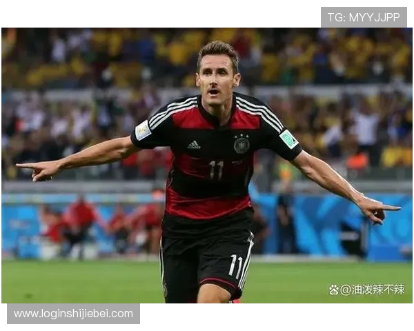 世界杯历史射手榜第一名16球的球员如何成为足球史上最具影响力的射手之一的深度解析 世界杯历史射手榜第一名16球的球员如何成为足球史上最具影响力的射手之一的深度解析